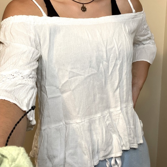 L.A. Hearts Smocked off the Shoulder Crop Top - Picture 2 of 3